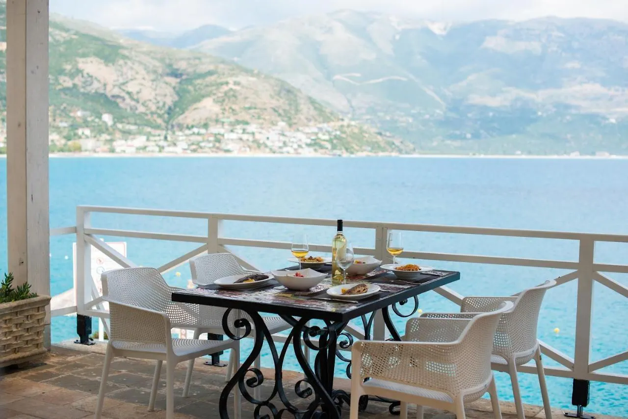 Apartament Stone Beach Himara