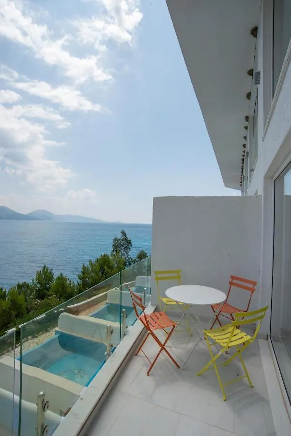 Apartament Stone Beach Himara 0*,  Albania