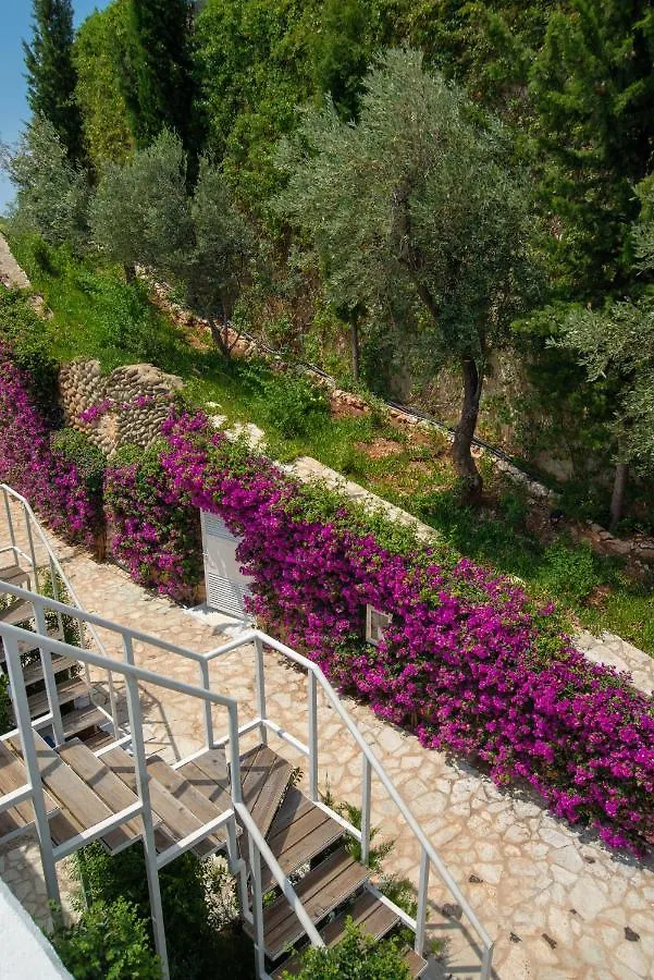 Apartament Stone Beach Himara