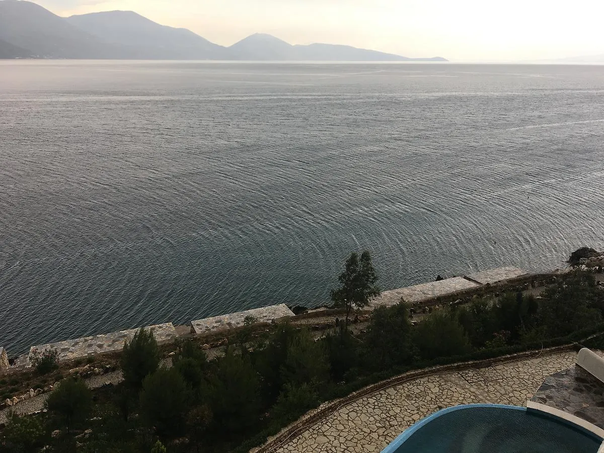 Apartament Stone Beach Himara
